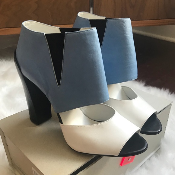 Stephen Venezia Shoes - Sandals